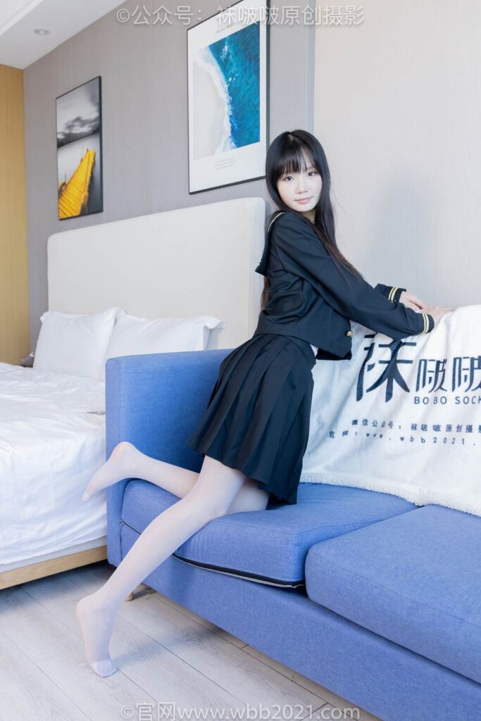 [BoBoSocks袜啵啵]NO.450 甜甜圈 皮鞋、白丝、裸足、裸足印泥踩脚印剧情[142P/1V/7.55GB]插图2