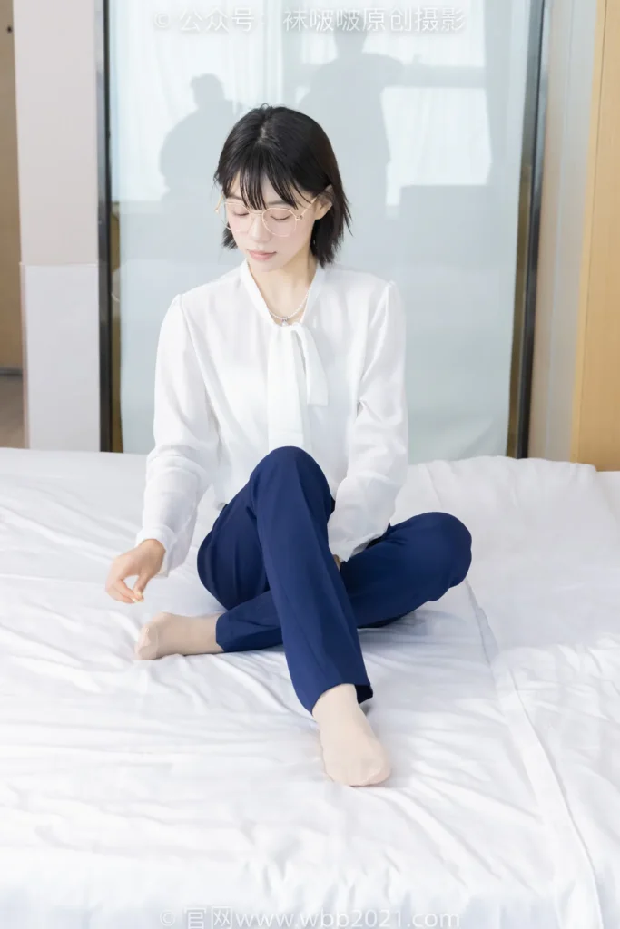 [BoBoSocks袜啵啵]NO.461 糯米-高跟鞋、短肉丝、裸足[145P/1V/6.73GB]插图3