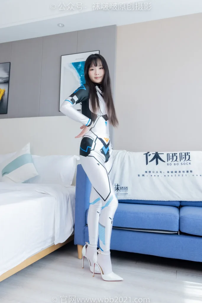 [BoBoSocks袜啵啵]NO.463 甜甜圈-高跟鞋、厚白丝、裸足、连体衣裤里丝[140P/1V/5.59GB]插图1