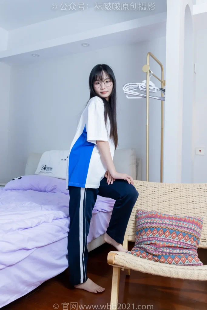 [BoBoSocks袜啵啵]NO.471 甜甜圈-高跟鞋、黑丝、短肉丝、裸足、校服裤里丝[150P/1V/6.89GB]插图