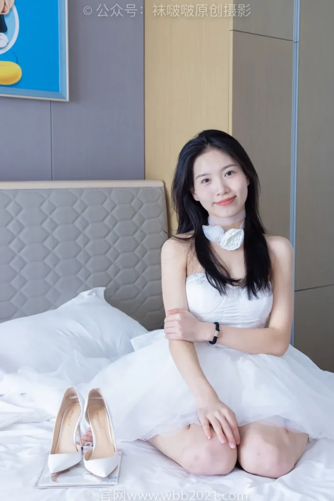 [BoBoSocks袜啵啵]NO.478 芝士 两双高跟鞋、黑丝、红丝[169P/1V/6.76GB]插图1