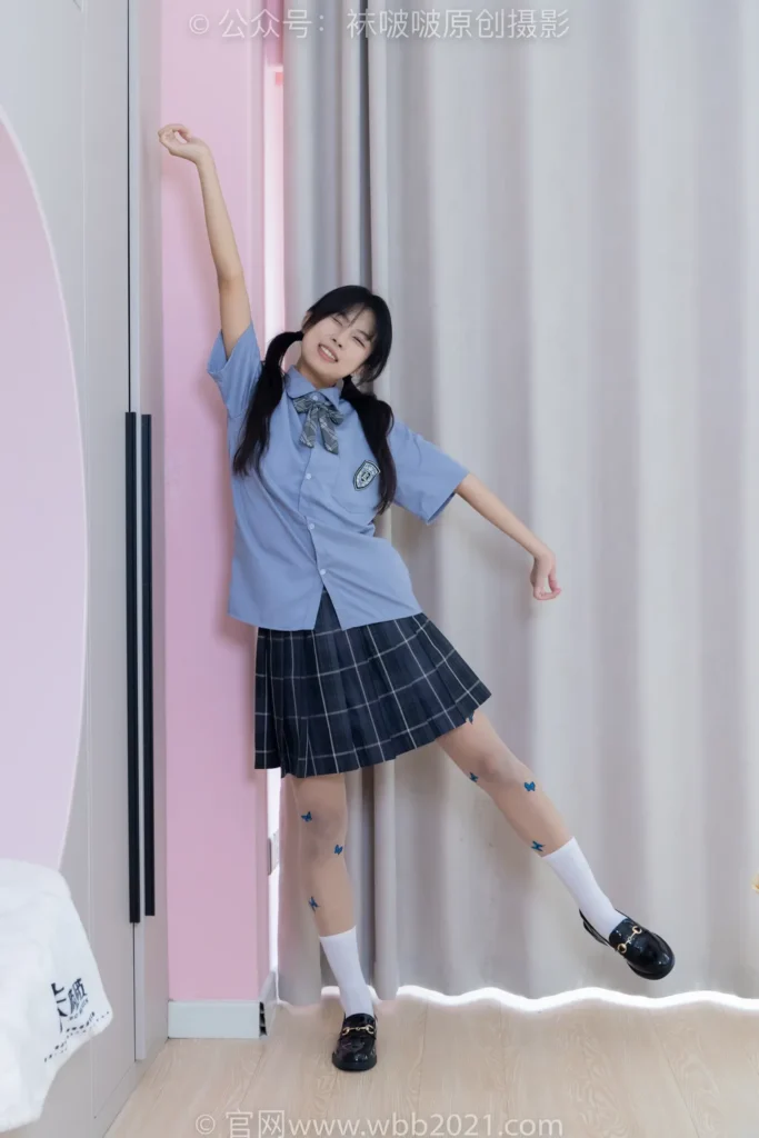 [BoBoSocks袜啵啵]NO.508 奶油 皮鞋、白棉袜、蝴蝶薄肉丝、jk制服[160P/1V/6.17GB]插图1
