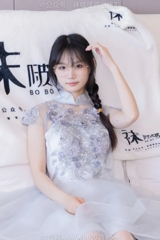 [BoBoSocks袜啵啵]NO.512 甜甜圈-高跟鞋、油亮薄白丝、袜踩奶油蛋糕剧情[143P/1V/6.31GB]-无料摄影圈