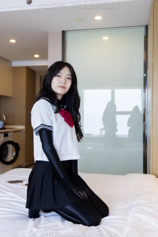 [BoBoSocks袜啵啵]NO.513 小甜豆 帆布鞋、白棉袜、厚黑丝五指袜、黑丝手套[140P/1V/6.07GB]-无料摄影圈