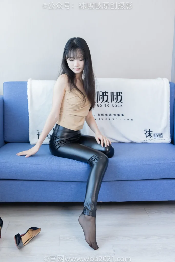 [BoBoSocks袜啵啵]NO.515 甜甜圈-高跟鞋、薄黑丝、皮裤裤里丝[147P/1V/7.51GB]插图