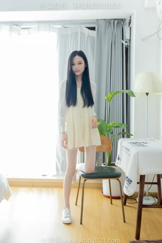 [BoBoSocks袜啵啵]NO.517 焦糖-帆布鞋、薄白丝[147P/1V/5.30GB]插图2