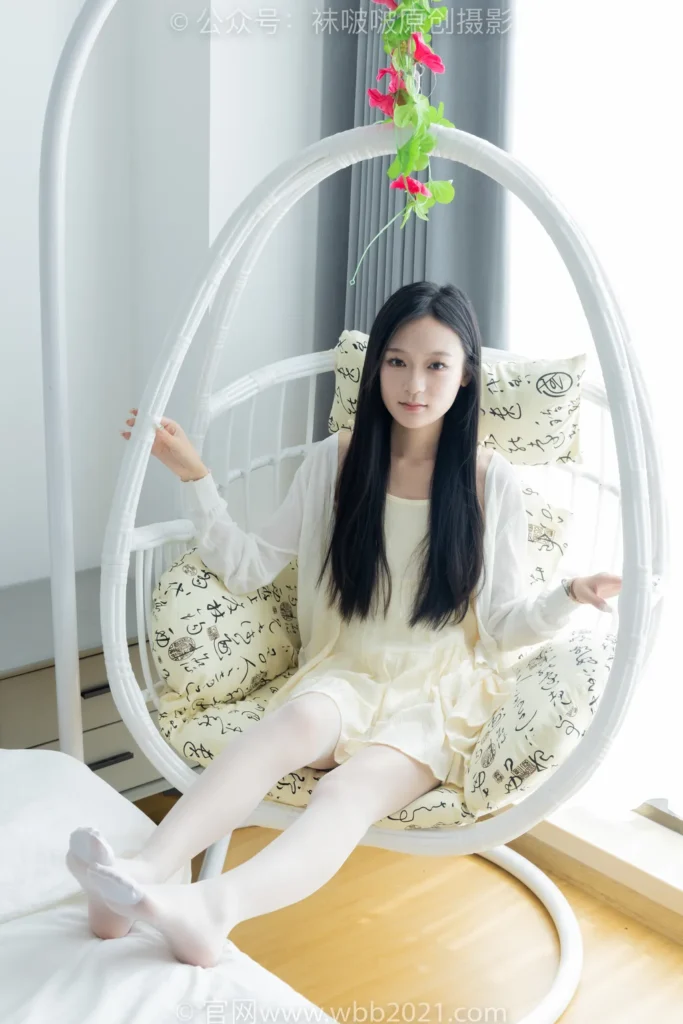 [BoBoSocks袜啵啵]NO.517 焦糖-帆布鞋、薄白丝[147P/1V/5.30GB]插图