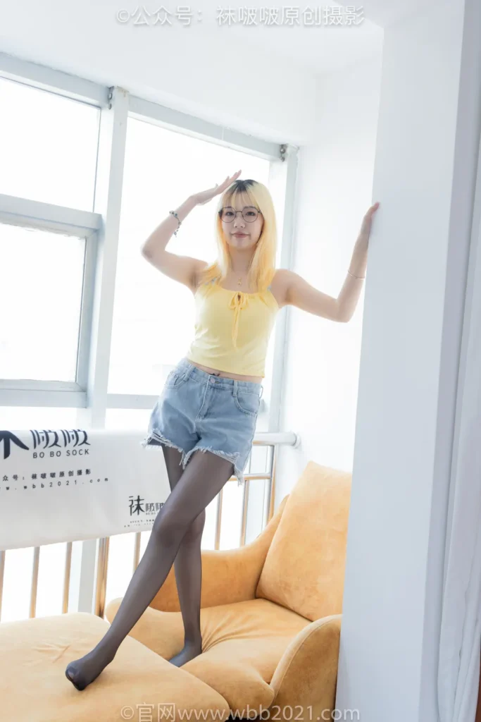 [BoBoSocks袜啵啵]NO.522 小甜豆-板鞋、高跟鞋、薄黑丝、薄白丝、裸足[144P/1V/7.03GB]插图2