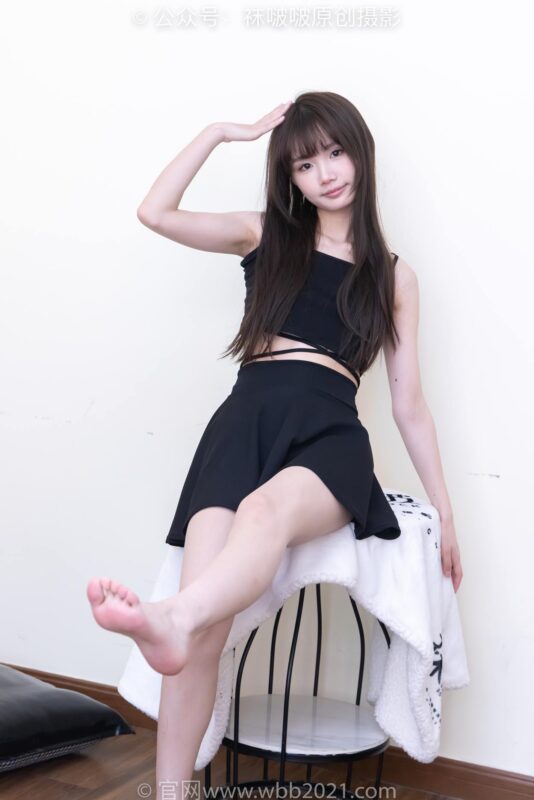 [BoBoSocks袜啵啵]NO.533 甜甜圈-高跟鞋、薄黑丝、薄肉丝、裸足[165P/1V/6.17GB]-无料摄影圈