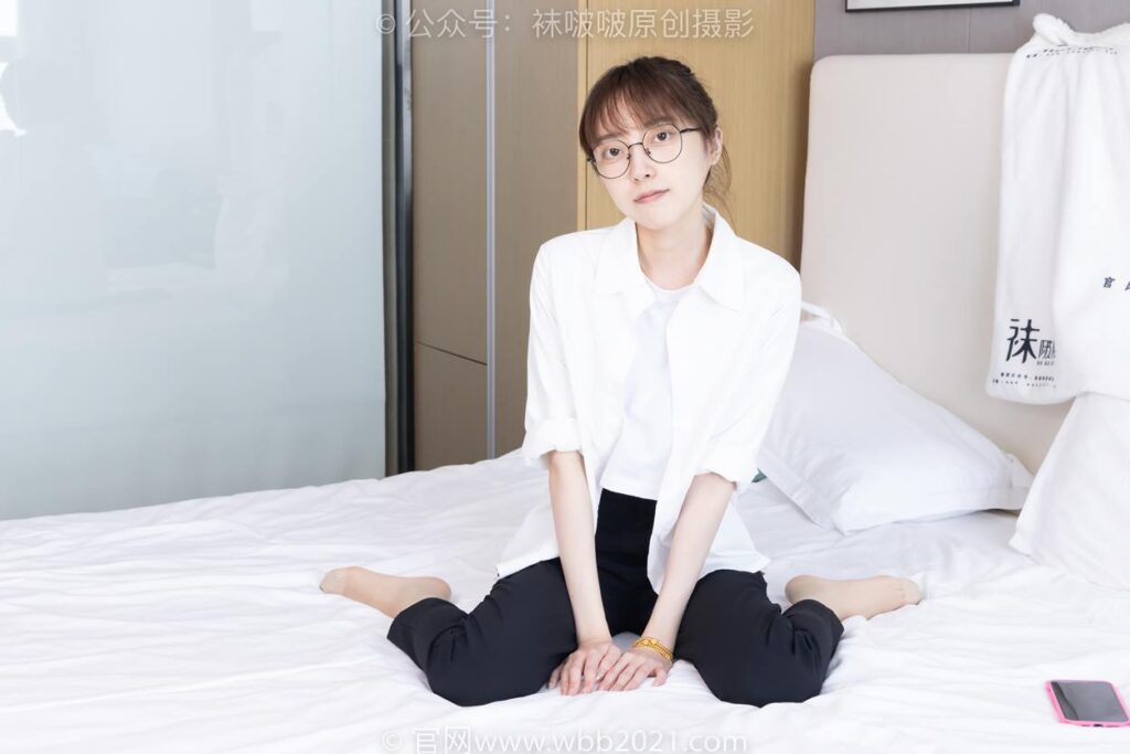 [BoBoSocks袜啵啵]NO.535 稚予-高跟鞋、皮鞋、黑棉袜、薄肉丝、裤里丝[160P/1V/6.04GB]插图2