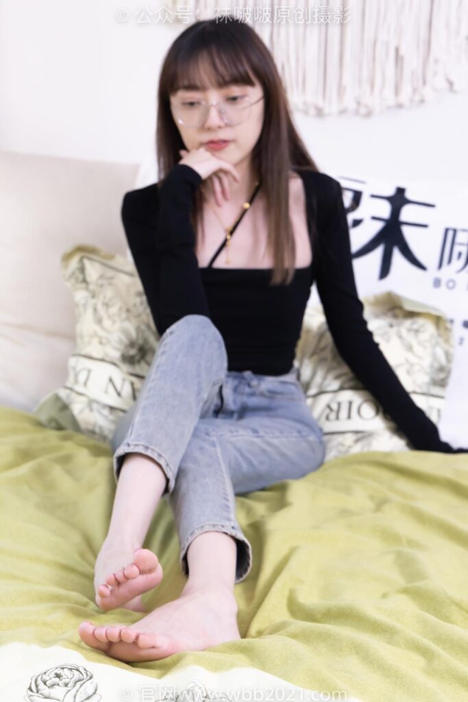 [BoBoSocks袜啵啵]NO.547 稚予-高跟鞋、薄灰丝、裸足、裤里丝[145P/1V/5.45 GB]插图2