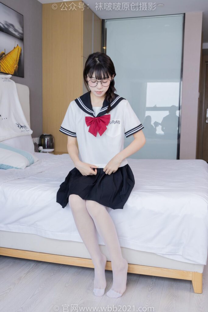 [BoBoSocks袜啵啵]NO.548 糯米-运动鞋、堆堆袜套、薄白丝、jk制服[145P/1V/6.08GB]插图3