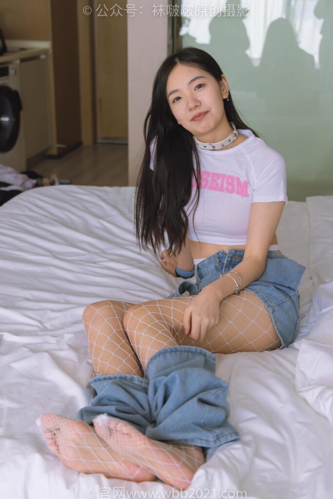 [BoBoSocks袜啵啵]NO.552 小甜豆-板鞋、黑色网袜、白色网袜、裤里丝[143P/1V/5.78GB]插图3