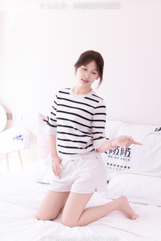 [BoBoSocks袜啵啵]NO.556 香菜-帆布鞋、白棉袜、裸足[149P/1V/5.75GB]-无料摄影圈