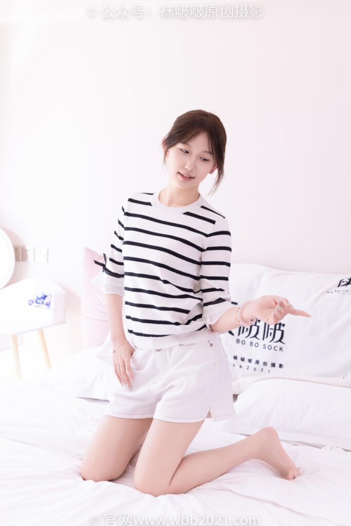 [BoBoSocks袜啵啵]NO.556 香菜-帆布鞋、白棉袜、裸足[149P/1V/5.75GB]插图