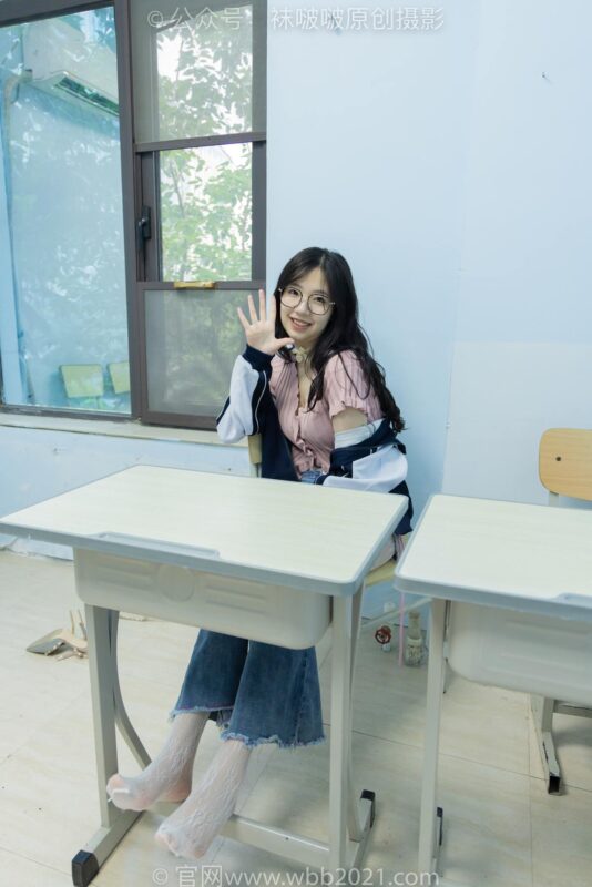 [BoBoSocks袜啵啵]NO.566 小甜豆-高跟鞋、板鞋、白网袜、白蕾丝袜、校服[146P/1V/9.48GB]-无料摄影圈