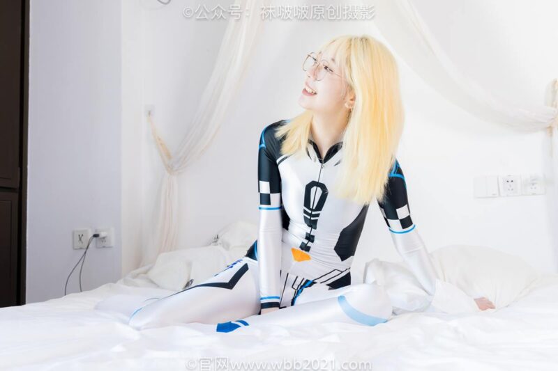 [BoBoSocks袜啵啵]NO.568 小甜豆-连体服、高跟鞋、厚白丝[148P/1V/6.39GB]-无料摄影圈