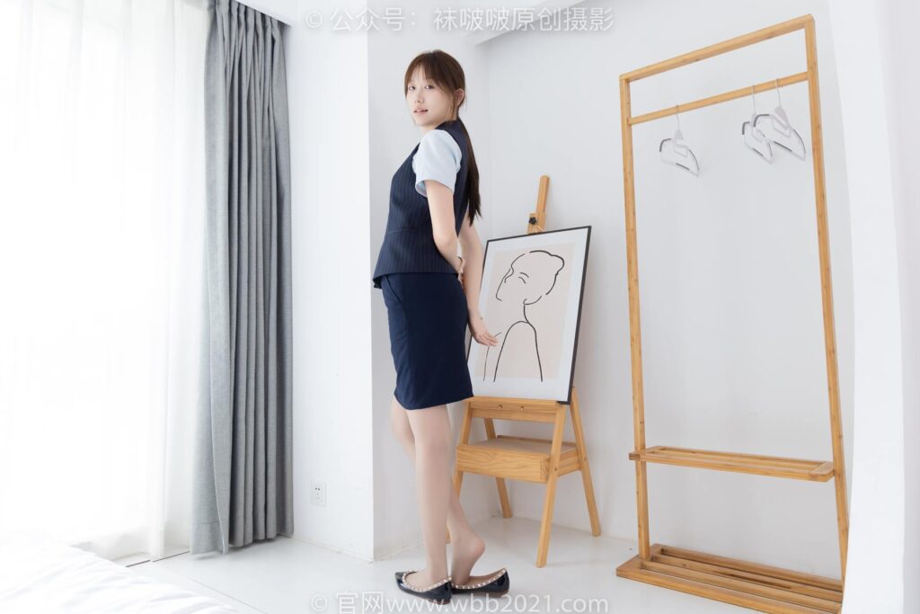 [BoBoSocks袜啵啵]NO.575 香菜-平底鞋、薄灰丝、银行制服[176P/1V/7.98GB]插图2