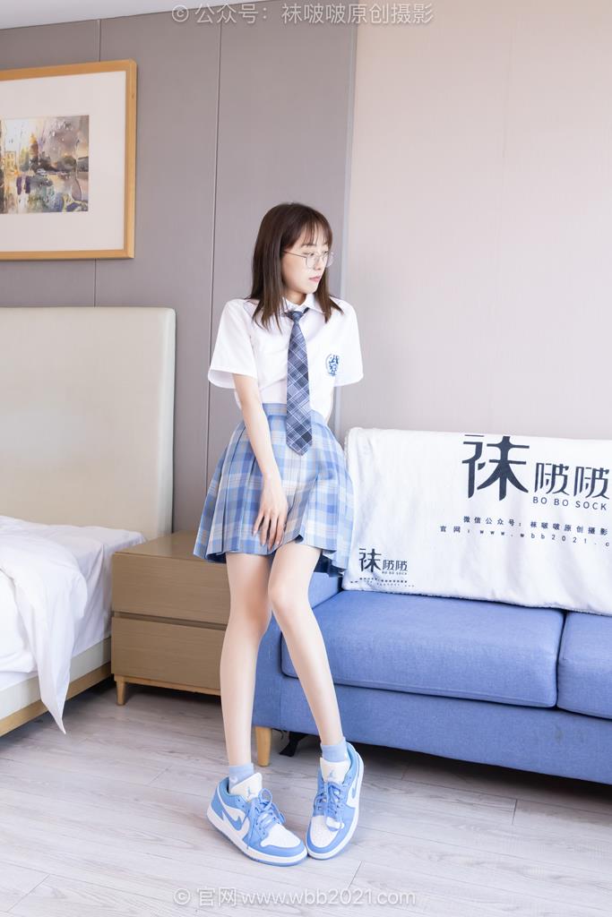 [BoBoSocks袜啵啵]NO.586 稚予-JK制服、板鞋、高跟鞋、薄肉丝、薄黑丝[140P/1V/6.36GB]插图1