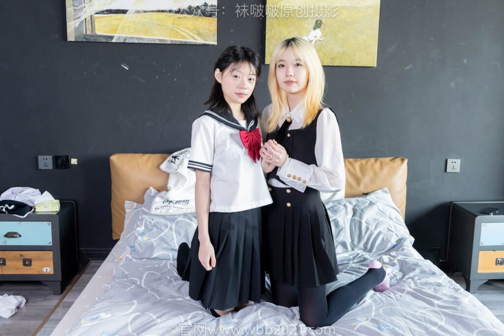 [BoBoSocks袜啵啵]NO.600 小甜豆&糯米-皮鞋、马丁靴、小熊拖鞋、过膝棉袜[160P/1V/8.48GB]插图3