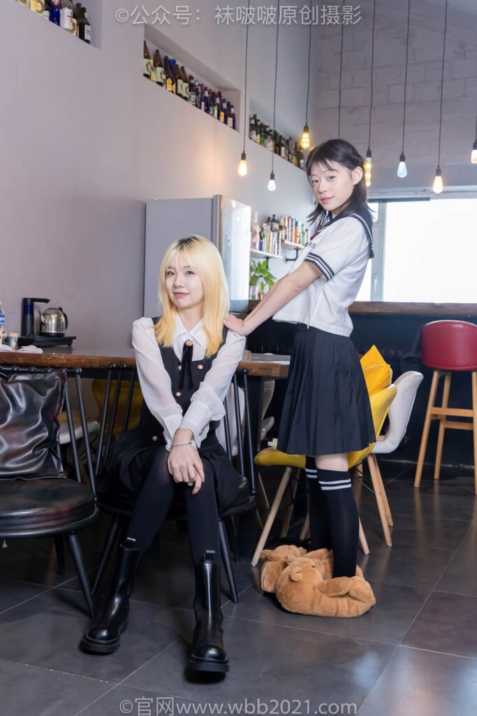 [BoBoSocks袜啵啵]NO.600 小甜豆&糯米-皮鞋、马丁靴、小熊拖鞋、过膝棉袜[160P/1V/8.48GB]插图2