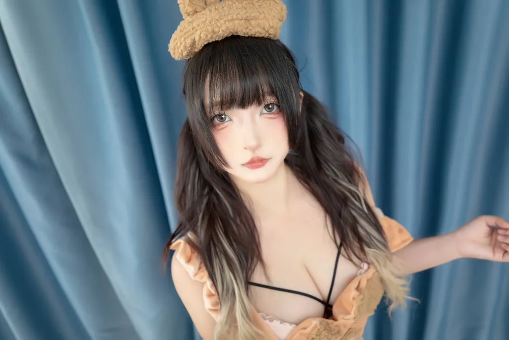 神楽板真冬 NO.267 – 白丝小熊[75P/2V/346MB]插图3