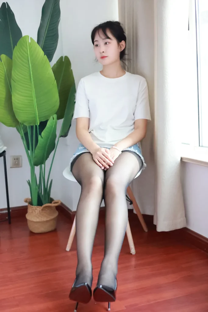 三禾摄影 NO.012 牛仔热裤 高跟 长丝[208P/1.26GB]插图1