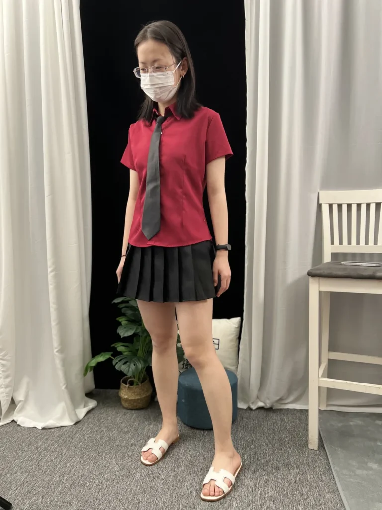 三禾摄影 NO.021 短裙 凉拖 帆布鞋 高跟[217P/2V/5.94GB]插图1