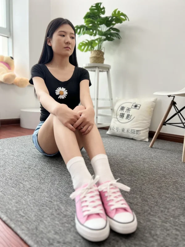 三禾摄影 NO.026 牛仔短裤 棉袜 帆布鞋[176P/1V/687MB]-无料摄影圈