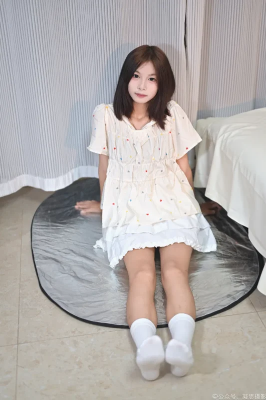 凝思摄影 NO.036 沅沅-连衣裙、短白袜、平底鞋[144P/1V/4.60GB]-无料摄影圈