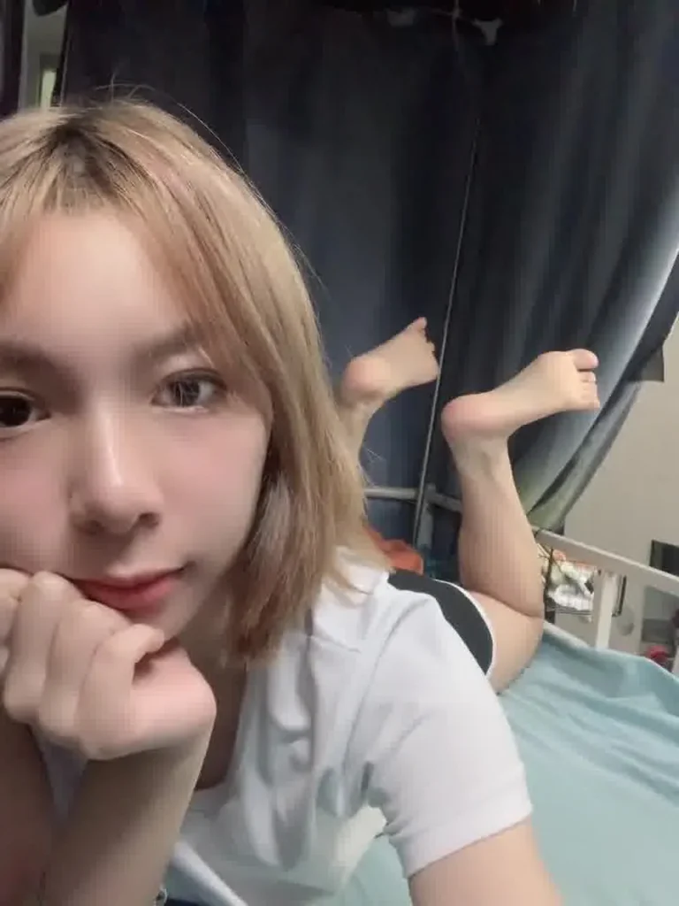 脚模面试脸足同框套路系列-185 [39V/455M]插图3