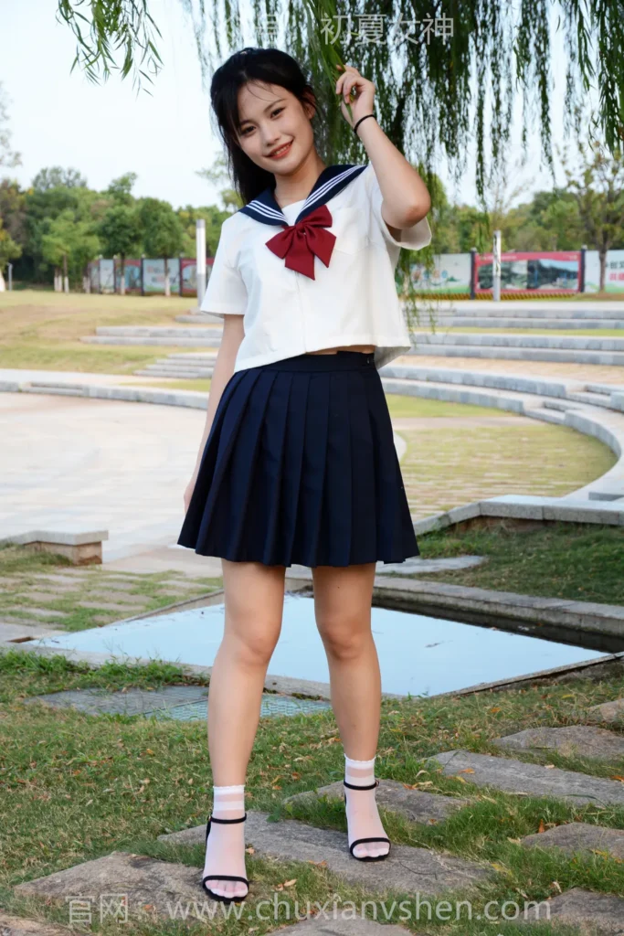 初夏女神 NO.302 幺幺 展现独特[100P/1V/4.84GB]插图2