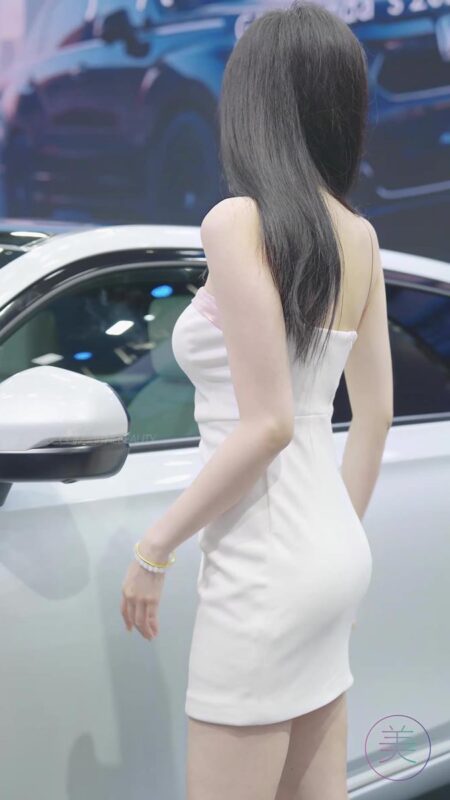 NO.0805 2023 广州车展 Racing Model 车模抖音网红随拍57[1V/422MB]-无料摄影圈