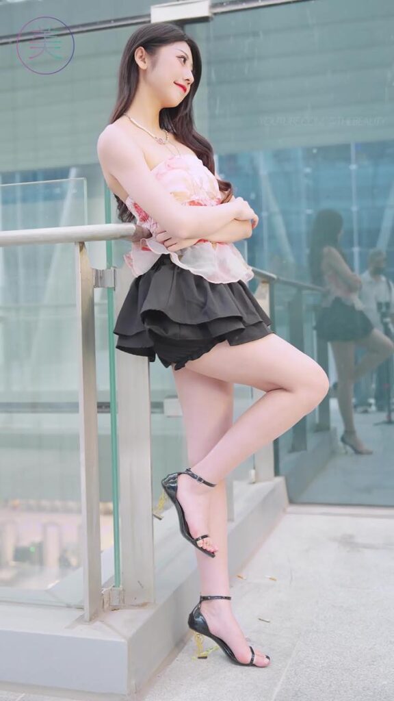 NO.0808 2023 广州车展 Racing Model 车模抖音网红随拍60[1V/142MB]插图3