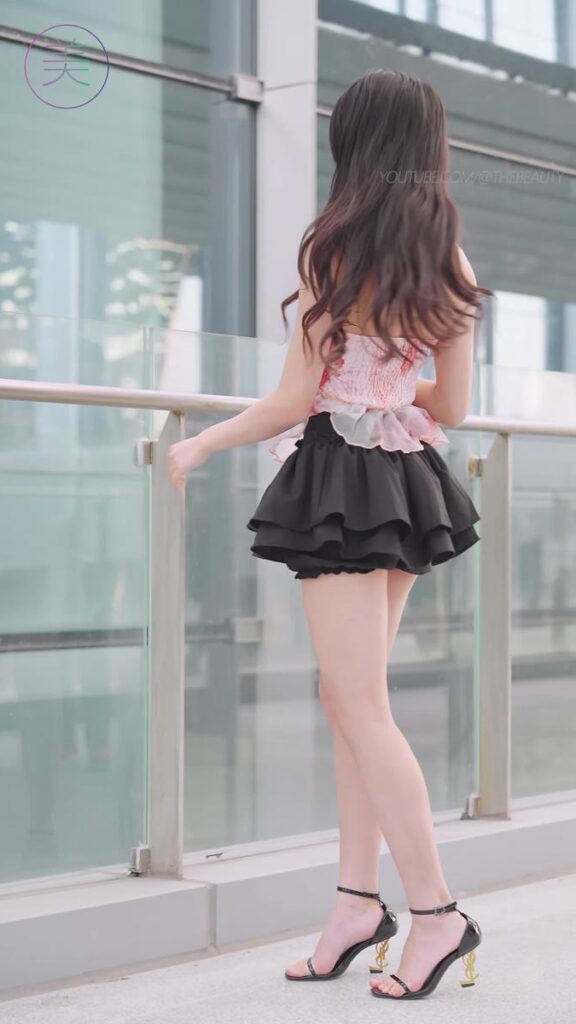 NO.0808 2023 广州车展 Racing Model 车模抖音网红随拍60[1V/142MB]插图2