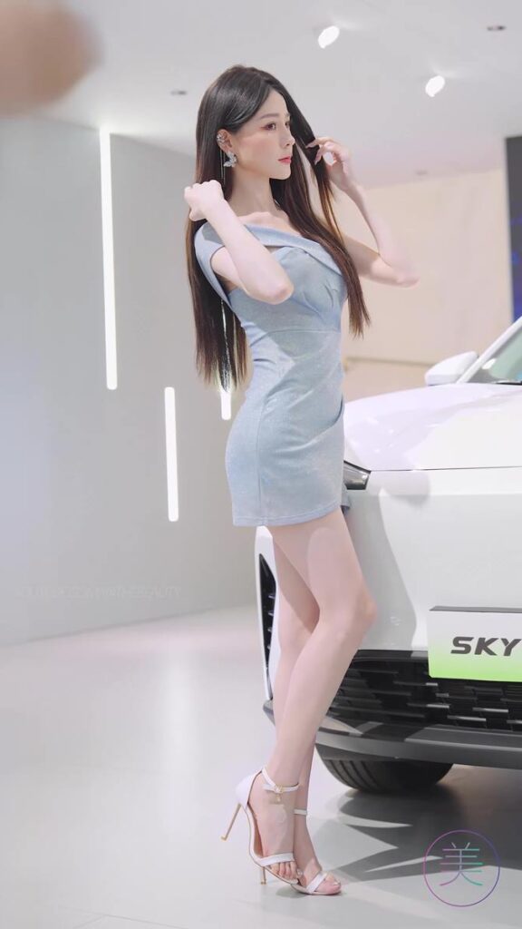 NO.0811 2023 广州车展 Racing Model 车模抖音网红随拍63[1V/333MB]插图1