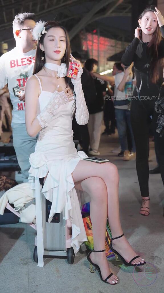 NO.0821 2023 广州车展 Racing Model 车模抖音网红随拍73[1V/136MB]插图1