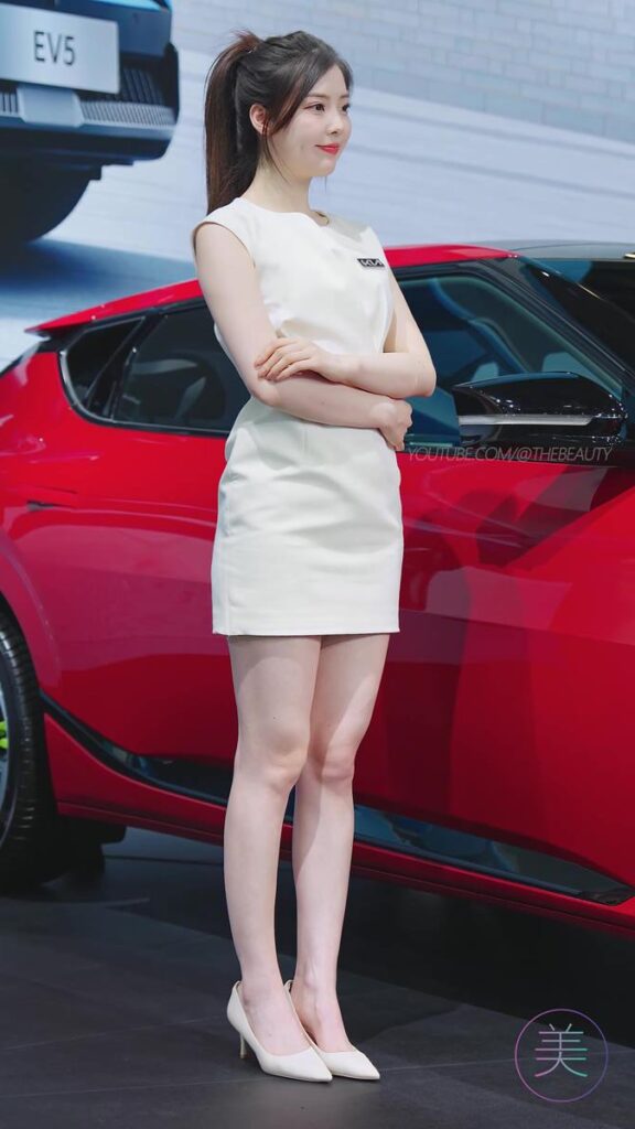 NO.0822 2023 广州车展 Racing Model 车模抖音网红随拍74[1V/558MB]插图3