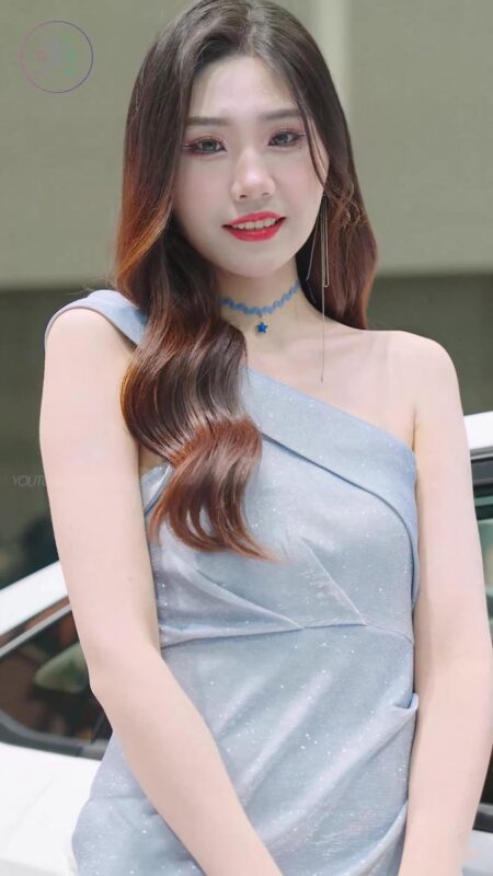 NO.0823 2023 广州车展 Racing Model 车模抖音网红随拍75[1V/286MB]-无料摄影圈