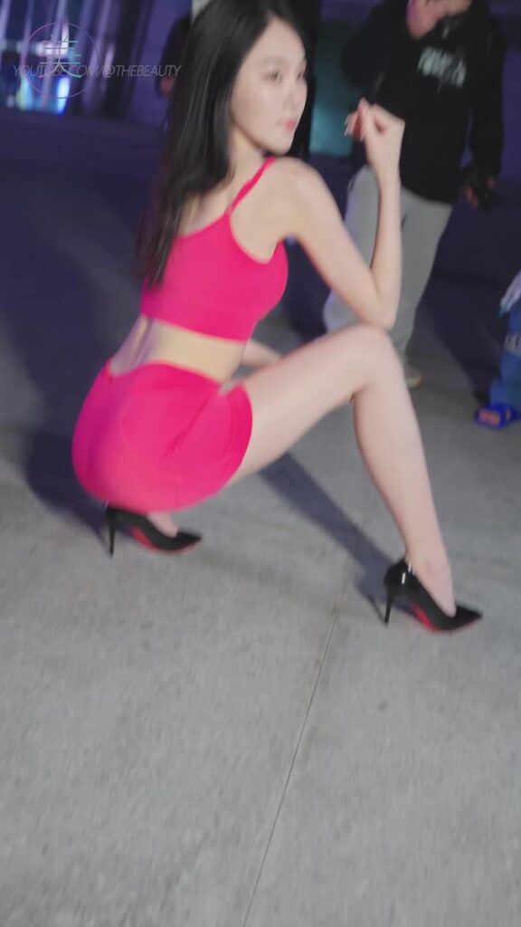 NO.0827 2023 广州车展 Racing Model 车模抖音网红随拍79[1V/370MB]插图1