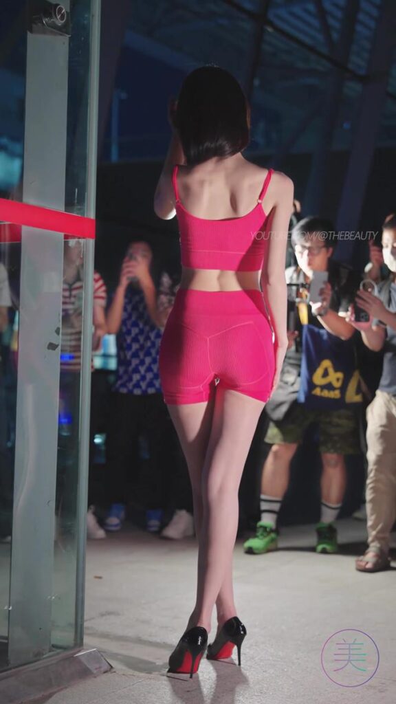 NO.0827 2023 广州车展 Racing Model 车模抖音网红随拍79[1V/370MB]插图3