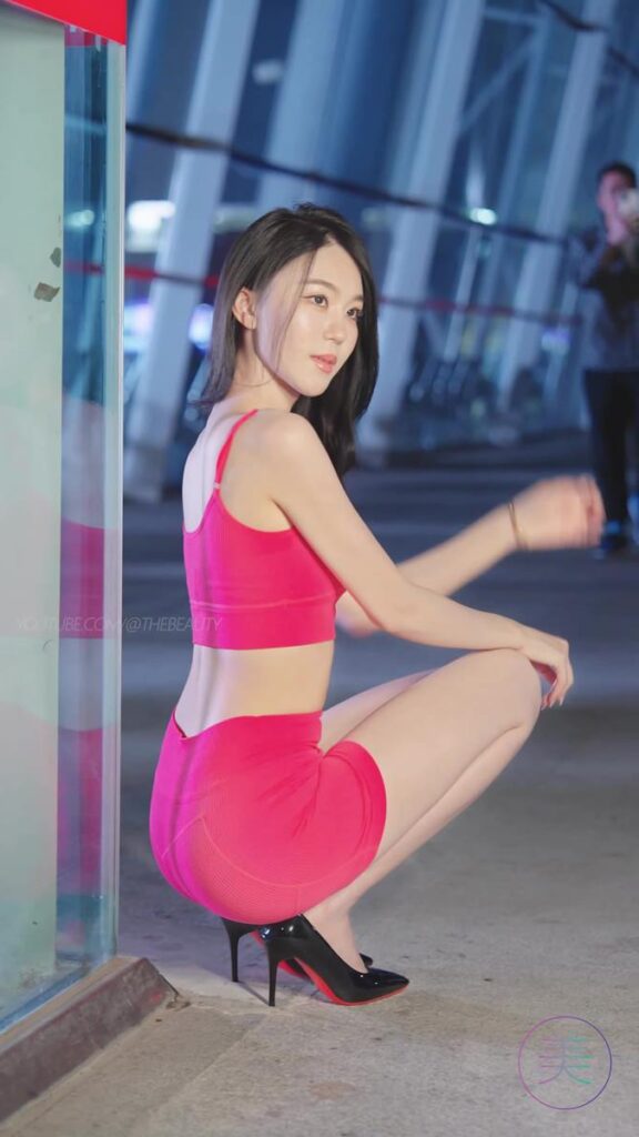 NO.0827 2023 广州车展 Racing Model 车模抖音网红随拍79[1V/370MB]插图2