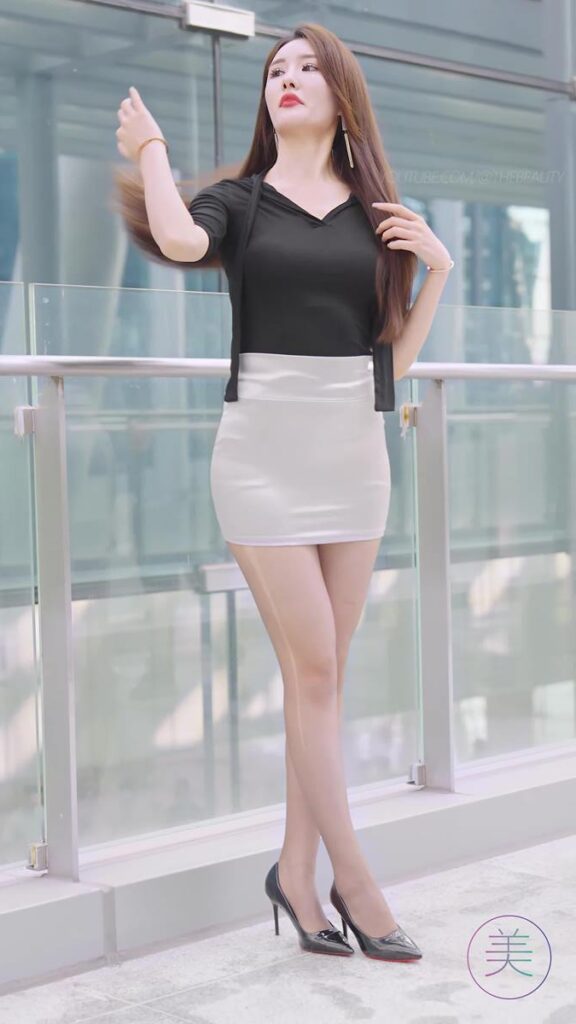 NO.0864 2023 广州车展 Racing Model 车模抖音网红随拍86[1V/425MB]插图1