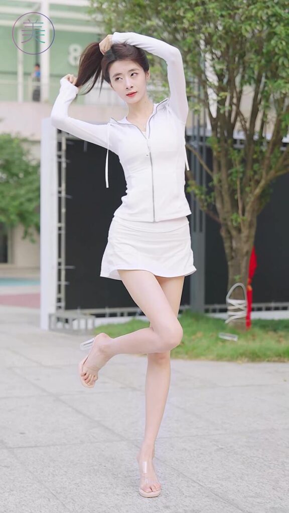 NO.0872 2023 广州车展 Racing Model 车模抖音网红随拍94[1V/342MB]插图