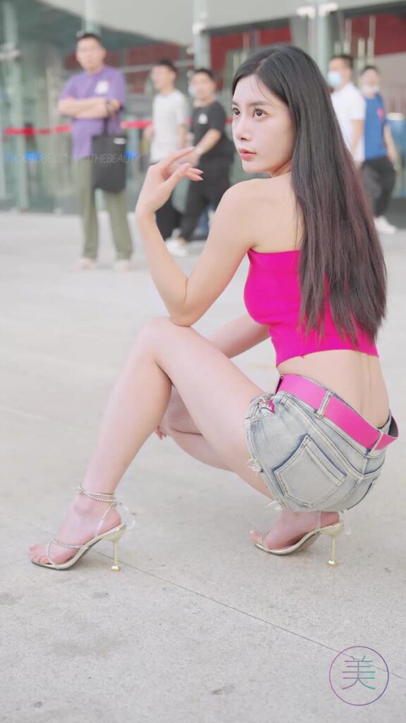 NO.0875 2023 广州车展 Racing Model 车模抖音网红随拍97[1V/376MB]插图3