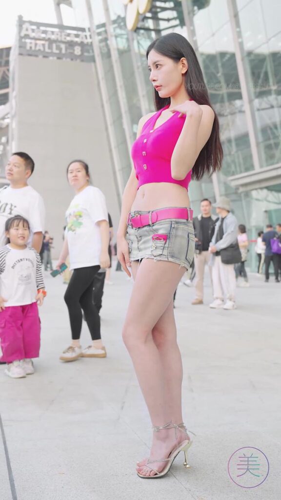 NO.0875 2023 广州车展 Racing Model 车模抖音网红随拍97[1V/376MB]插图1