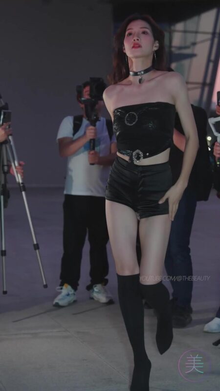 NO.0908 2023 广州车展 Racing Model 车模抖音网红随拍108[1V/256MB]-无料摄影圈