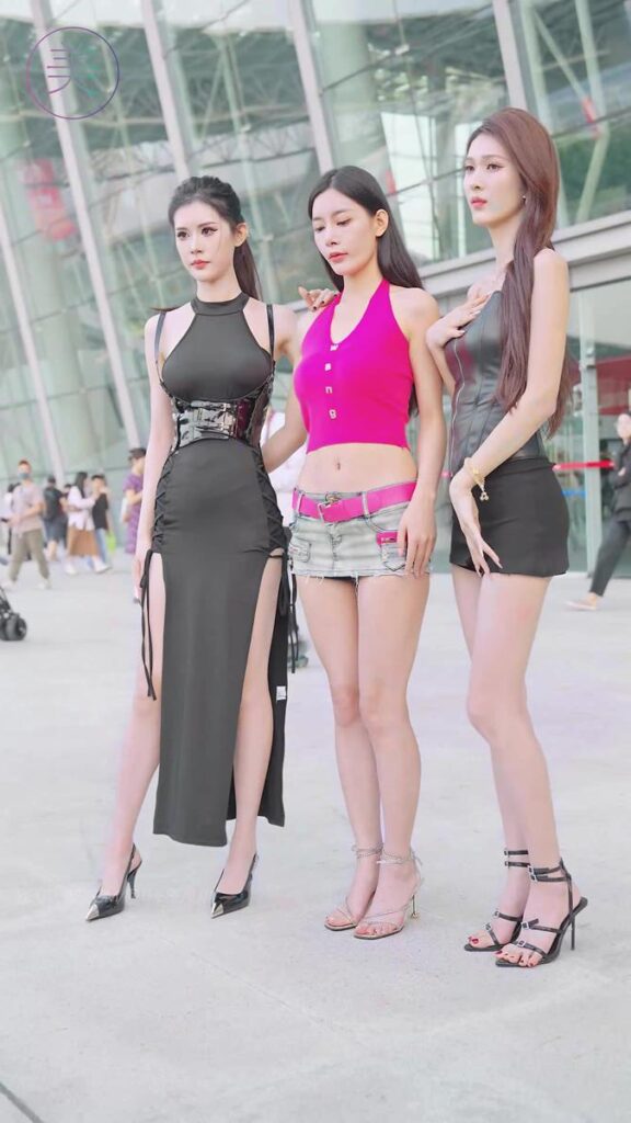 NO.0910 2023 广州车展 Racing Model 车模抖音网红随拍110[1V/423MB]插图2