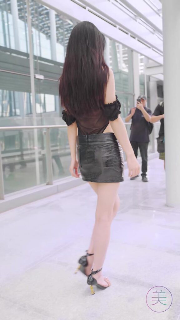 NO.0913 2023 广州车展 Racing Model 车模抖音网红随拍113[1V/545MB]插图3