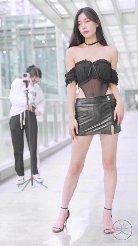 NO.0913 2023 广州车展 Racing Model 车模抖音网红随拍113[1V/545MB]-无料摄影圈